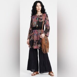 BOHO DIXIE Made in Italy Paisley long blouse size Large Black & Pink & Gold